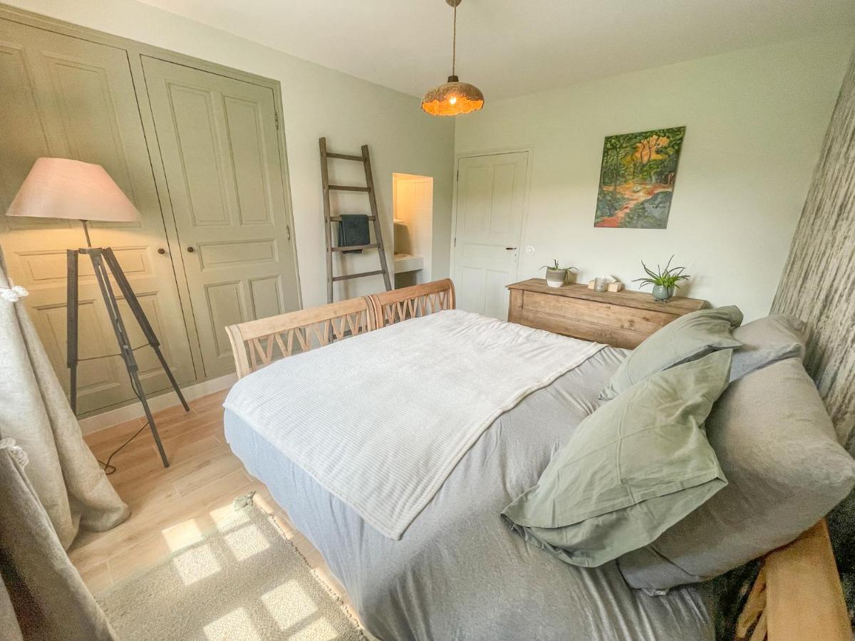 Le Gite De Gaia Otel Villemer  Dış mekan fotoğraf