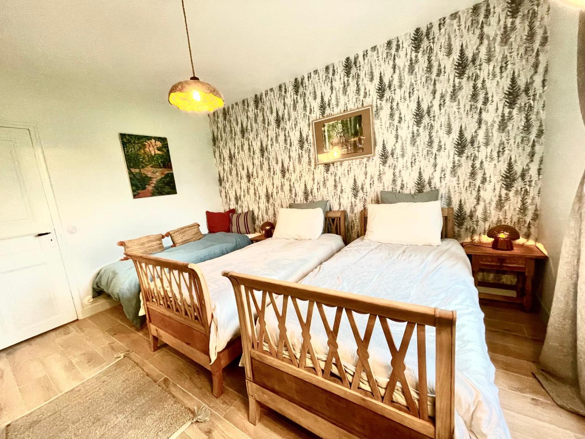 Le Gite De Gaia Otel Villemer  Dış mekan fotoğraf